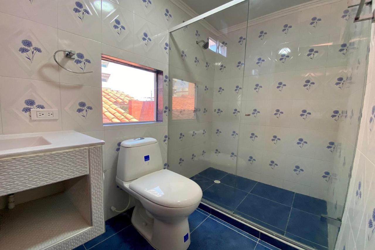 Villa Santos Apartaestudios Баранкила Екстериор снимка