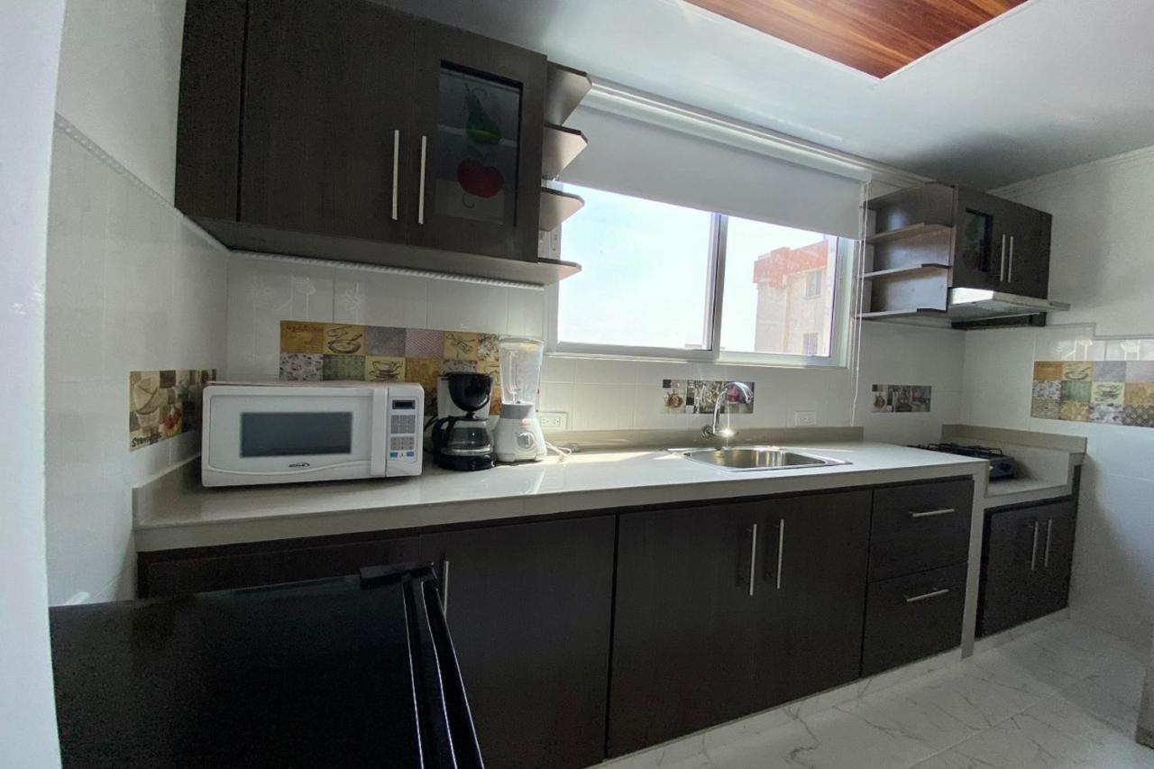 Villa Santos Apartaestudios Баранкила Екстериор снимка