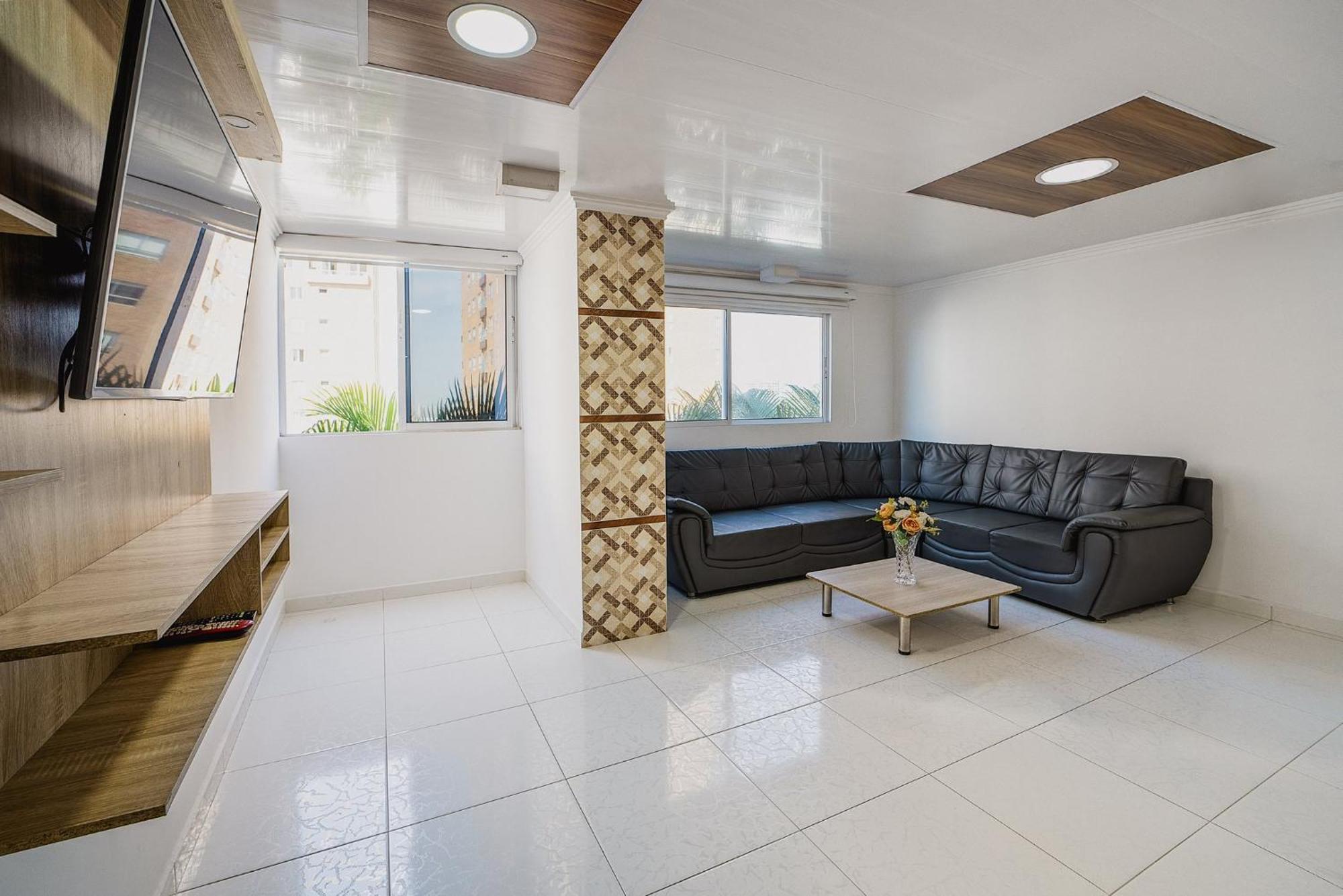 Villa Santos Apartaestudios Баранкила Екстериор снимка